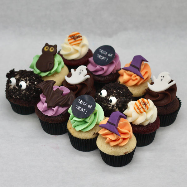 12 Halloween Mini Cupcakes