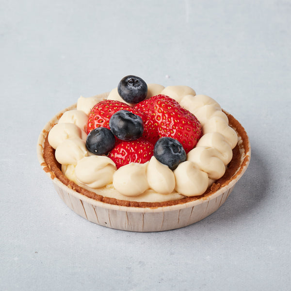 White Chocolate Cheesecake & Berries Pie